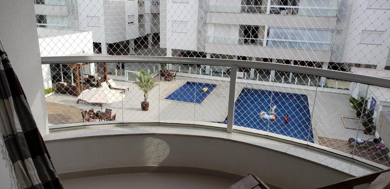 Apartamento Frente Para A Piscina A Uma Quadra Da Praia Florianópolis المظهر الخارجي الصورة