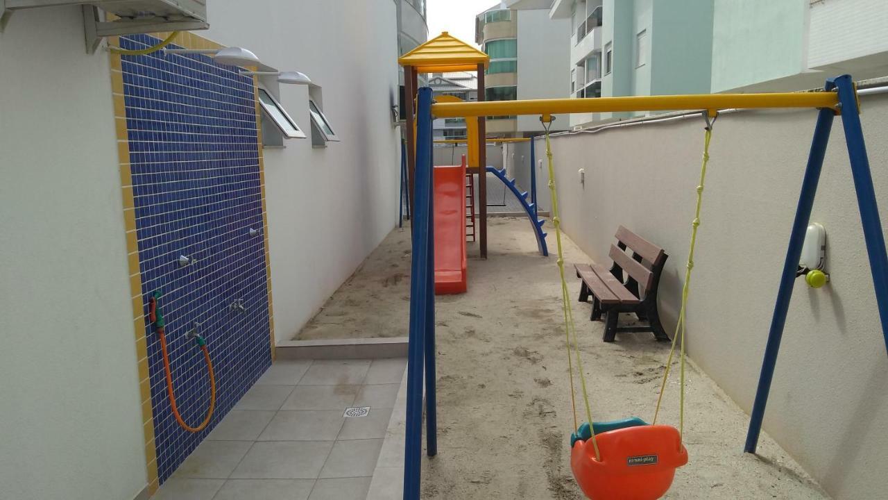 Apartamento Frente Para A Piscina A Uma Quadra Da Praia Florianópolis المظهر الخارجي الصورة