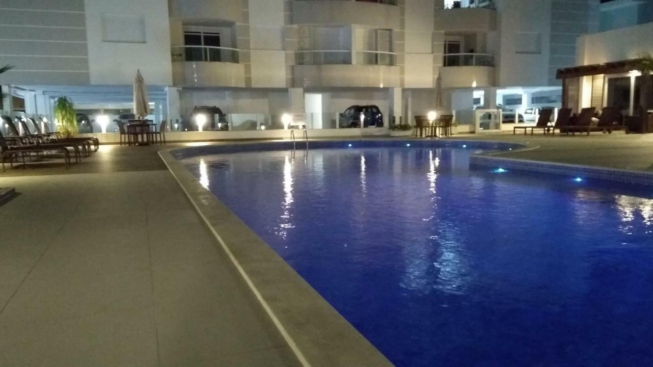 Apartamento Frente Para A Piscina A Uma Quadra Da Praia Florianópolis المظهر الخارجي الصورة